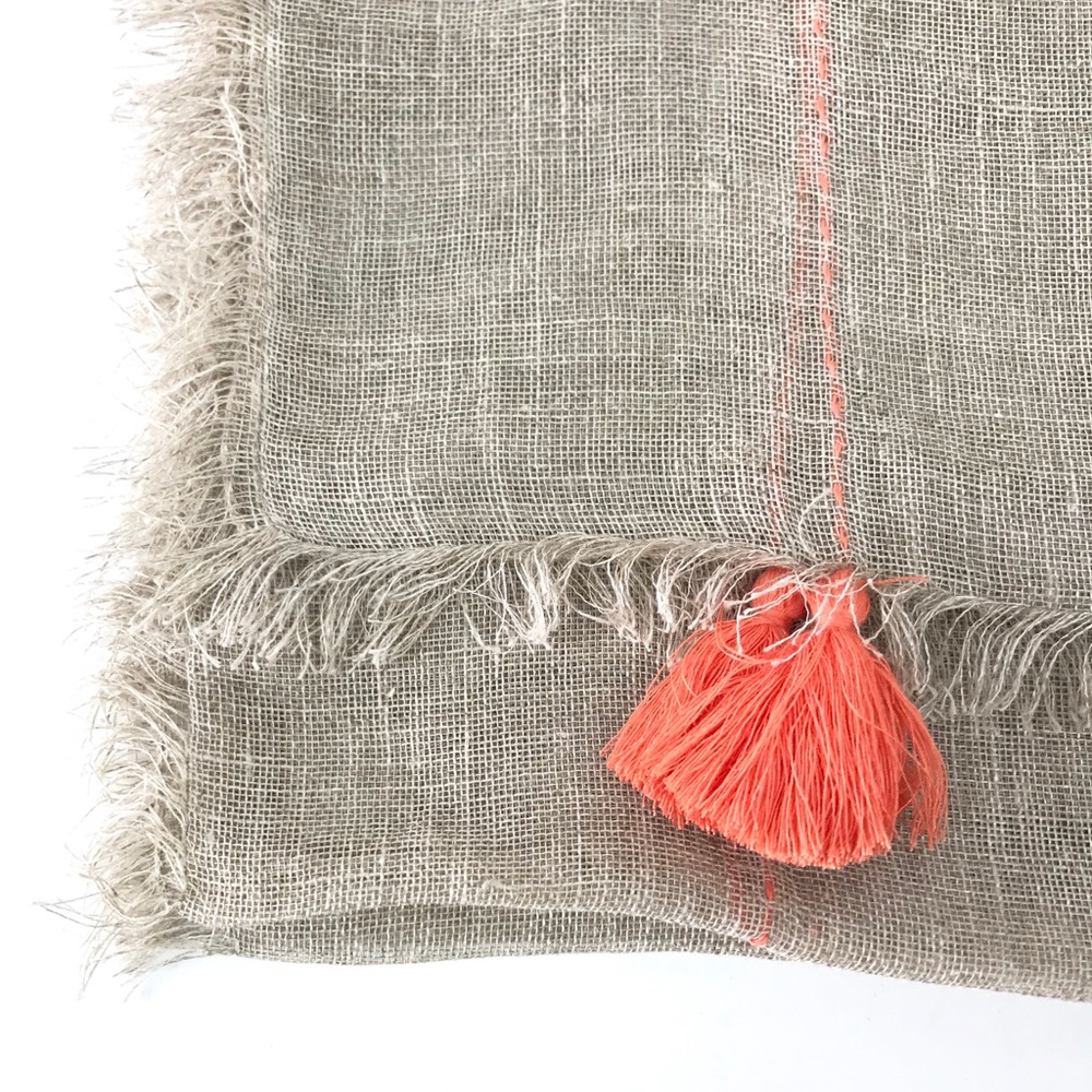 NEW Opalhouse Target Neutral Orange Table Runner - Picture 3 of 6